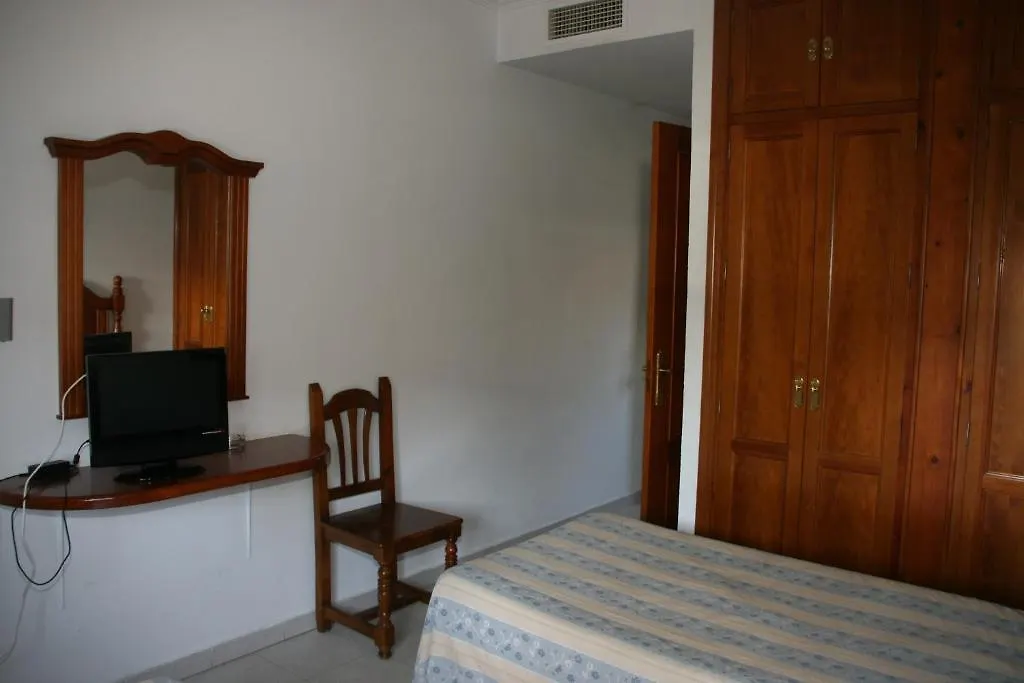 Hotel Real Los Barrios 0*,